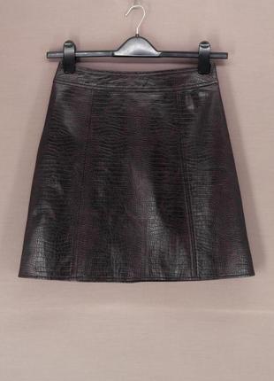 Стильная брендовая коричневая юбка "warehouse" из кожзама со змеиной текстурой. размер uk 8.5 фото