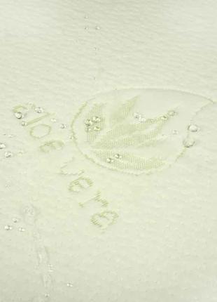 Жакардовий водонепроникний наматрацник aloe vera на резинці 60x120 см3 фото