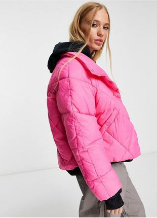 Розовая стеганная куртка новая2 фото
