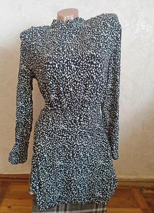 Платье размер м