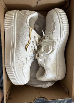 Кросівки anta