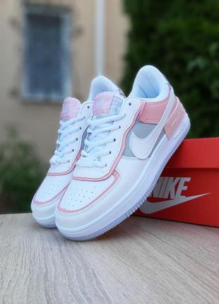 Жіночі кросівки nike air force 1 shadow білі з сірим з пудрою знижка sale | smb7 фото