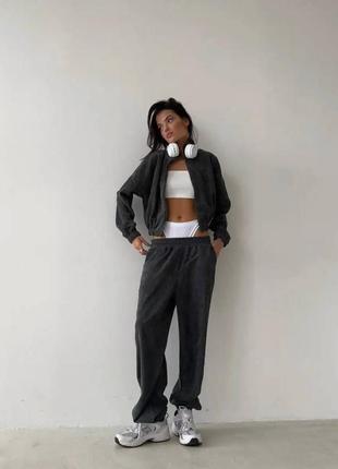 Костюм в рубчик вельвет