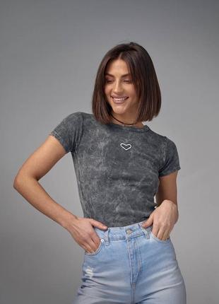 Женская приталенная вареная футболка с сердечком турецкого производства