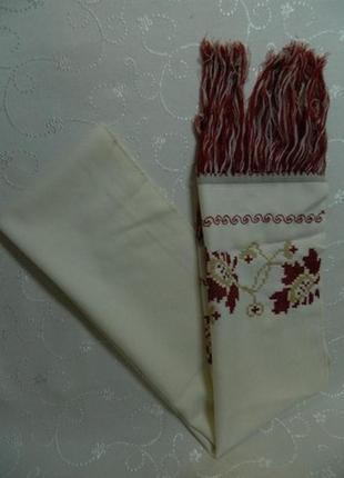 Рушник белый с красной вышивкой2 фото