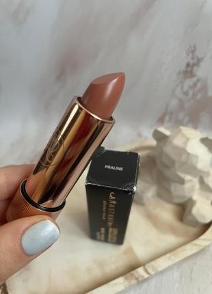 Сатиновая помада anastasia beverly hills satin lipstick в оттенке praline2 фото