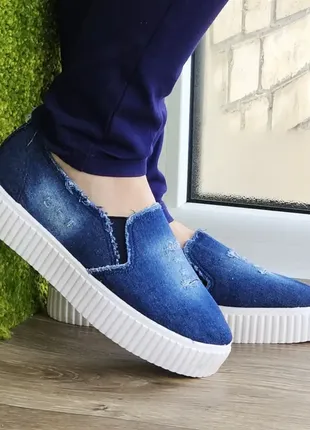 Женские джинсовые слипоны