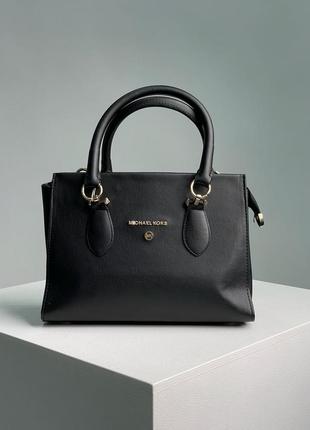 Брендова жіноча сумка класика чорна michael kors marilyn large logo total black