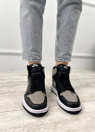 Женские кроссовки jordan retro 1 high люкс качество4 фото