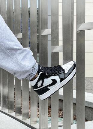 Жіночі кросівки jordan retro 1 high  люкс якість