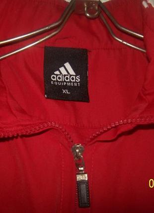 Спортивна вітровка бренд adidas