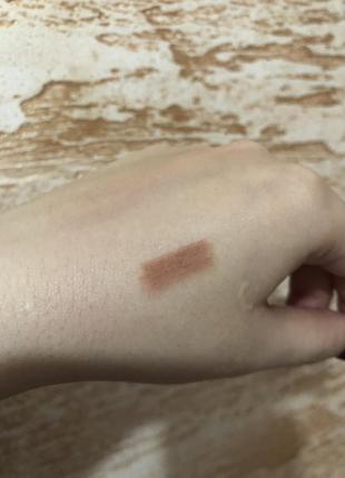 Карандаш для губ glambee 111