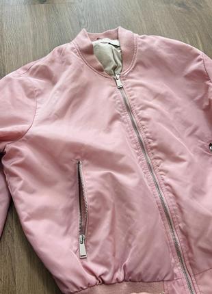 Нежно розовая куртка бомбер zara basic размер m10 фото