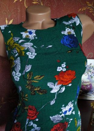 Короткое зеленый платье с цветочным принтом от dorothy perkins2 фото