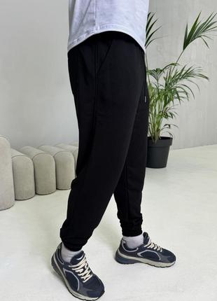 Демісезонні базові сплртивні штани з щільної тканини без утеплення топ якості  чорні