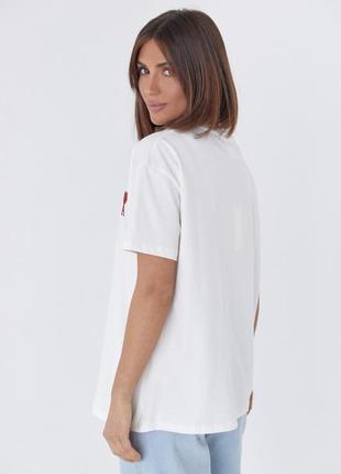 Трендова жіноча футболка амі з вишивкою, біла футболка з червоним серцем2 фото