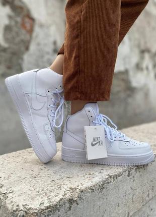 Женские кроссовки nike air force 1 high белые5 фото