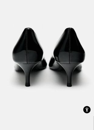 Туфлі човника zara