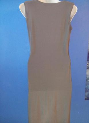 Трикотажное с драпировкой платье стрейч оливка подплечики3 фото
