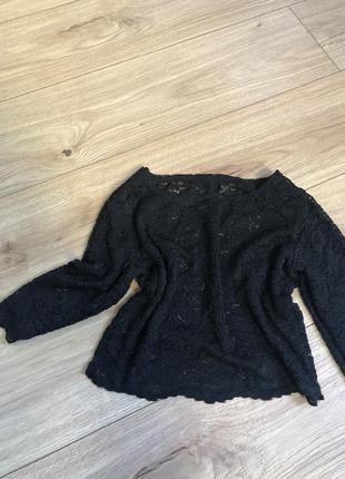 Укорочений мереживною топ