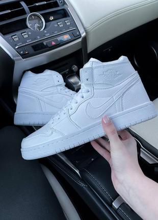 Женские кроссовки jordan retro 1 high люкс качество1 фото