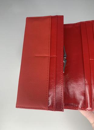 Женский кошелёк на магните с защелкой красный8 фото