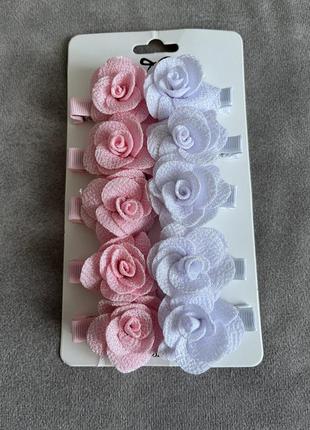 Заколочки-розы в белом и розовом1 фото