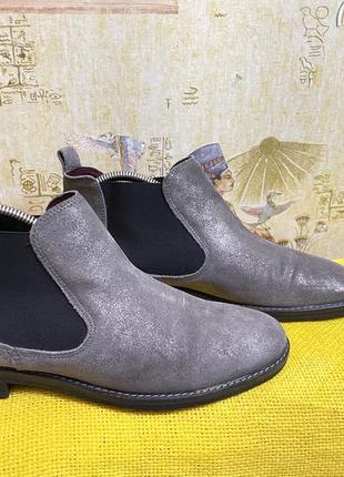 Серебристые ботинки- челси немецкого бренда 5 th аvenue3 фото