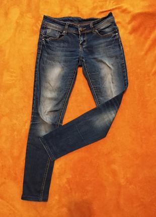 Базовые классные зауженные женские джинсы синего цвета джинсы с эффектом пуш ап2 фото