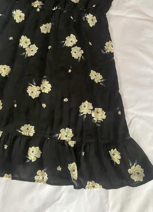 Сукня з принтом квітковим3 фото