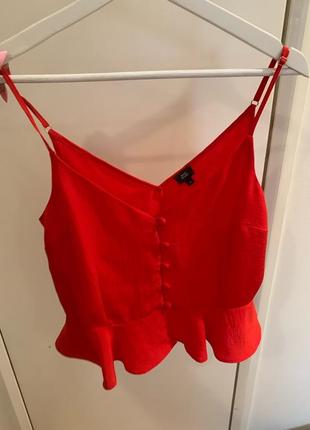 Топ кром з гудзиками і рюшами