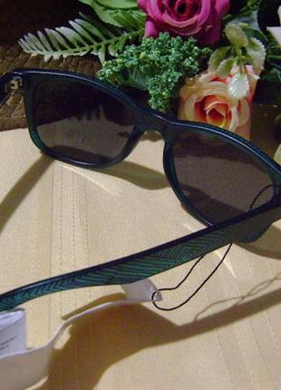 "c&a", германия,фирменные солнцезащитные очки в стиле wayfarer высокая защита uv унисекс5 фото
