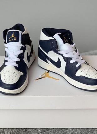 Кроссовки nike air jordan Crew white5 фото