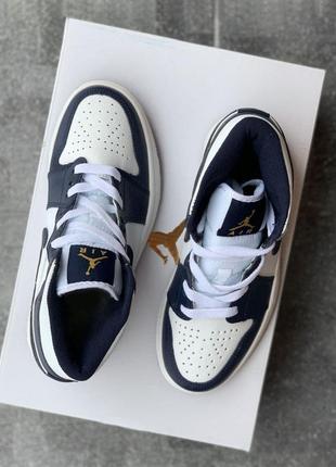 Кроссовки nike air jordan Crew white4 фото