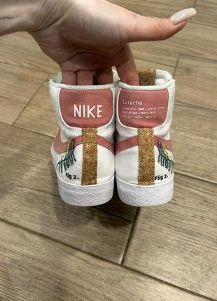 Женские кроссовки nike3 фото