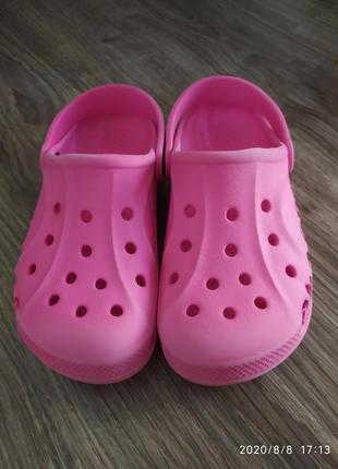 Crocs