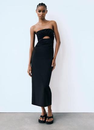 Сукня чорна з відкритими плечима та вирізом бавовна zara