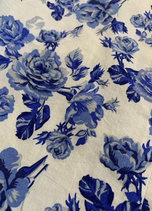Красивая блуза в синие цветы с объемными рукавами7 фото