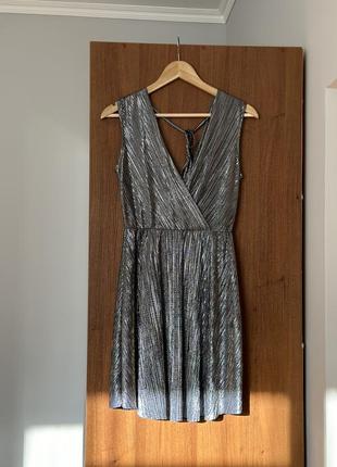 Серебристое блестящее платье koton