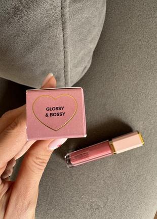 Плампер too faced lip injection power plumping lip gloss - glossy and bossy3 фото