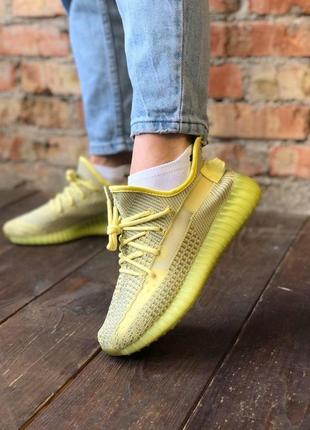 Стильные женские кроссовки adidas yeezy boost 350 лимонные4 фото