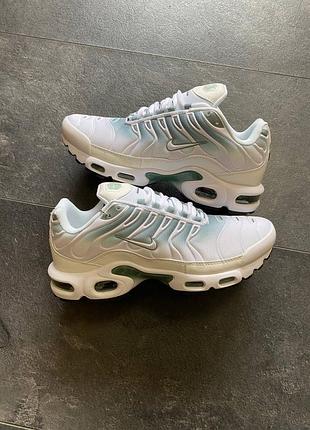 Nike air max plus white olive 7