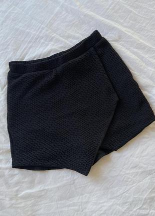 Черные шорты обманки под юбку1 фото