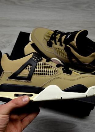 Жіночі кросівки nike air jordan  4 retro люкс якість