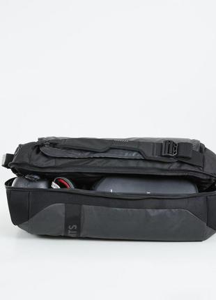 Спортивный рюкзак сумка для бокса outshock 900 60л 72,4 х 46,8 х 25,6 см черный и других боевых искусств5 фото