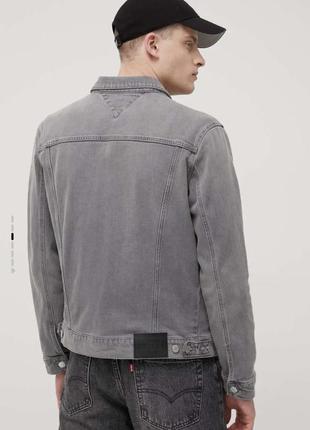 Джинсова куртка tommy jeans3 фото