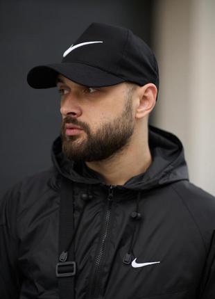 Кепка базовая с логотипом nike