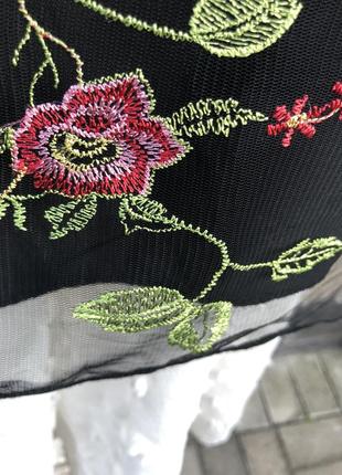 Фатиновая,нарядна блузка,відкриті плечі,квіткова вишивка6 фото