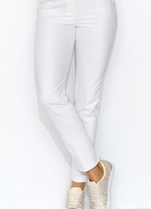 Жіночі звужені до низу брюки молочного кольору. модель adoncia zaps. колекція весна-літо 2024
