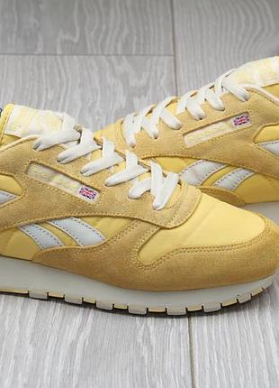 Кроссовки reebok classic оригинал размер 39 желтые